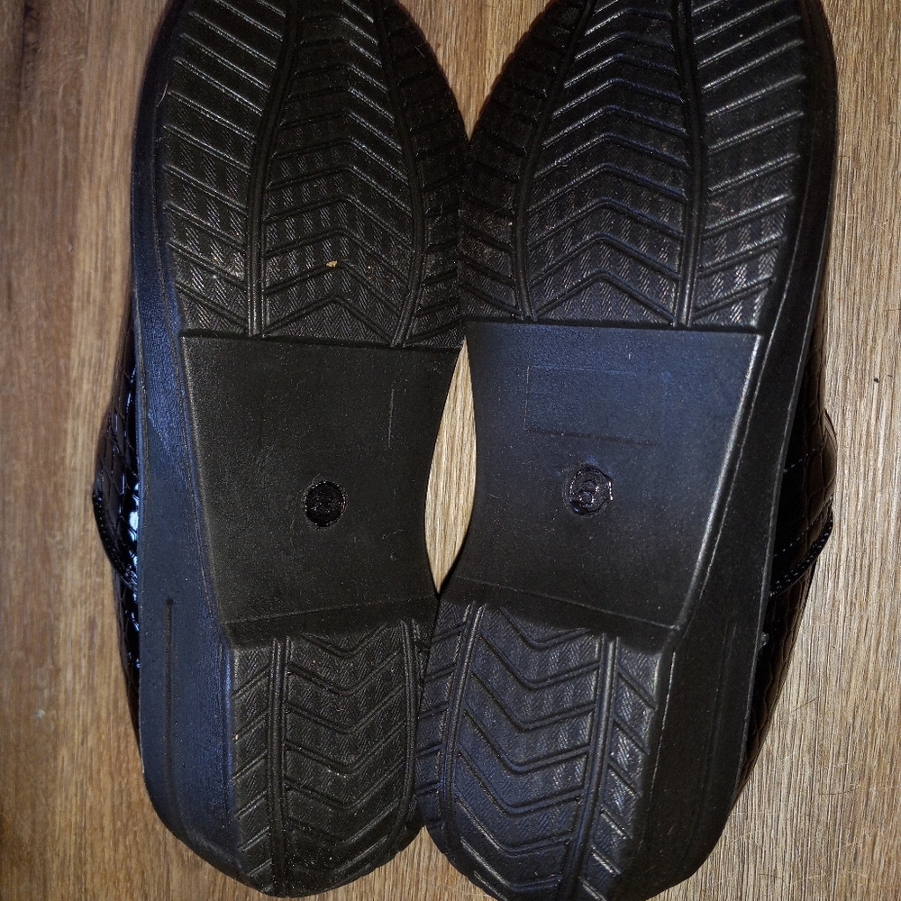 Women's Loafers - Picture 7 of 8